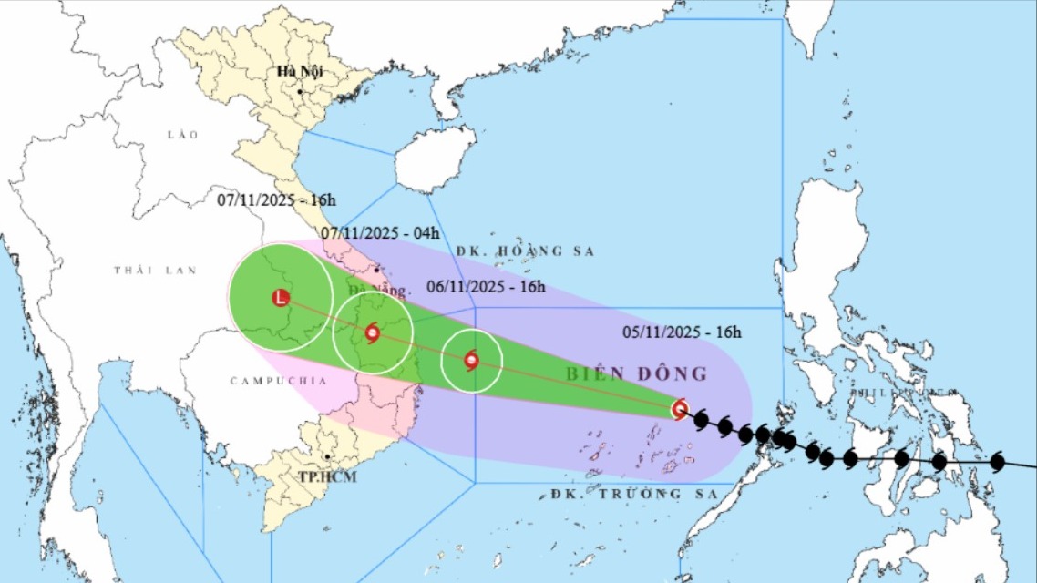 Bố trí lực lượng ứng trực sẵn tại tất cả các địa bàn trọng yếu ứng phó bão số 13