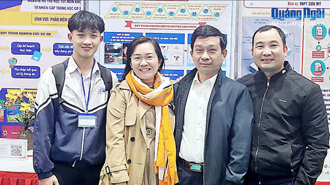 Cô giáo 9X đam mê nghiên cứu