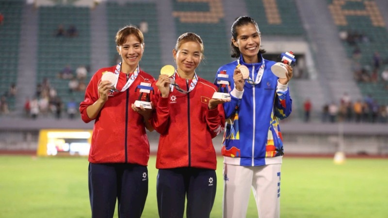 Vận động viên Nguyễn Thị Oanh tiếp tục lập kỷ lục