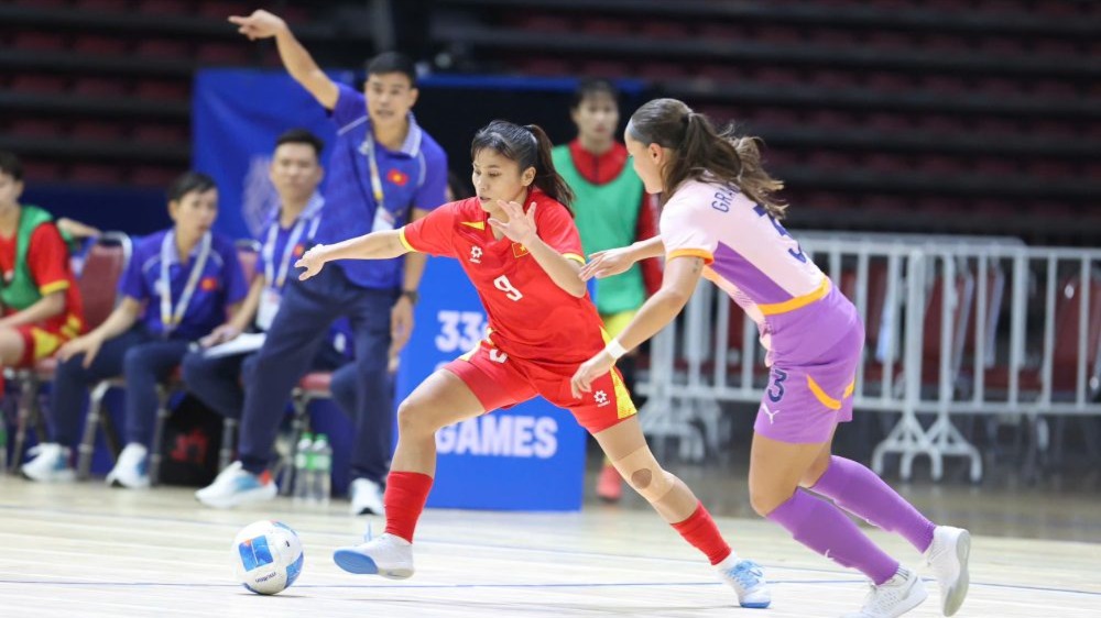 Chờ huy chương vàng lịch sử của các cô gái futsal Việt Nam