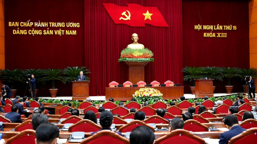 Thông báo Hội nghị lần thứ 15 Ban Chấp hành Trung ương Đảng khóa XIII
