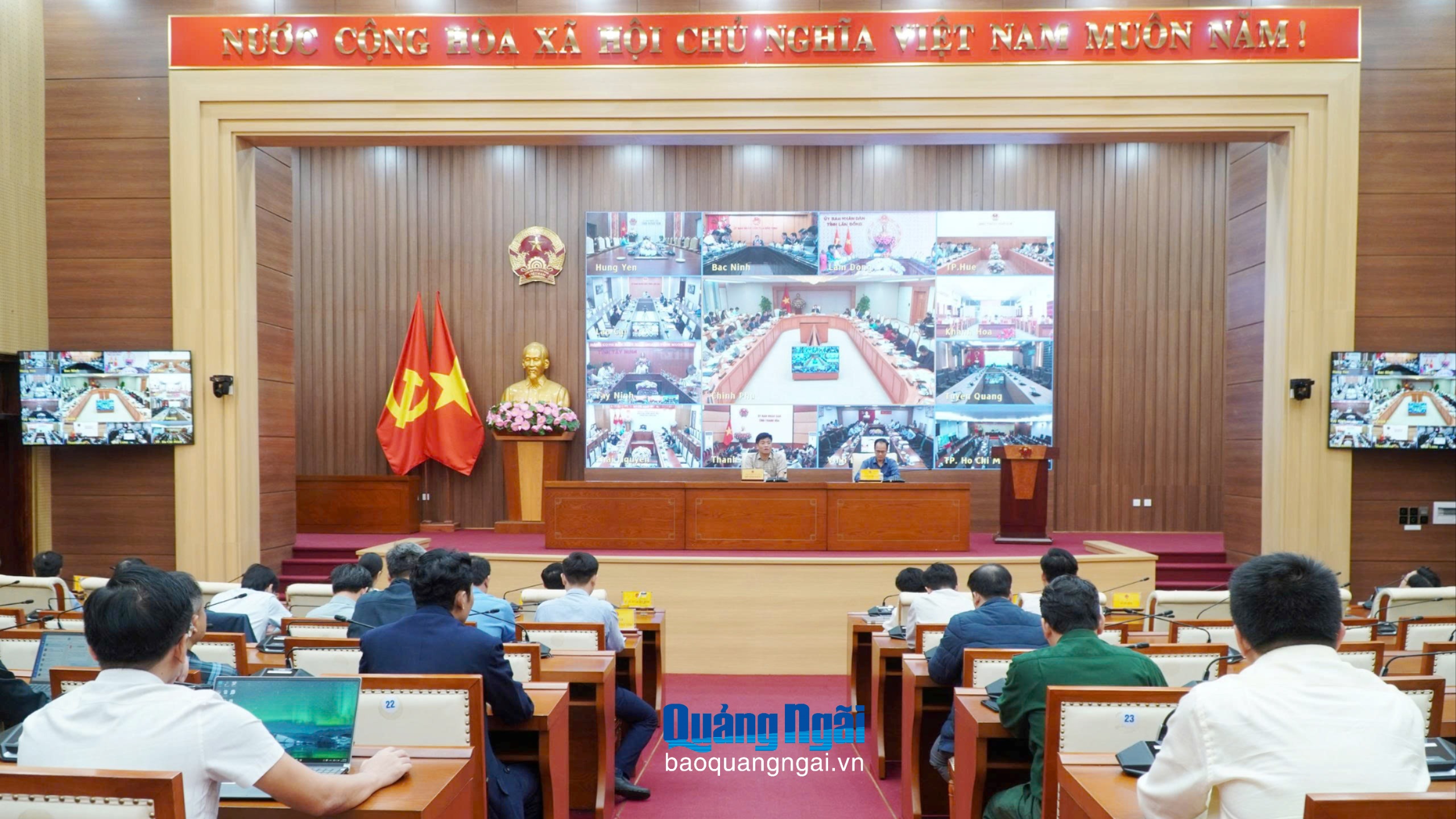 Tháo gỡ khó khăn, vướng mắc trong tổ chức thi hành Luật Đất đai