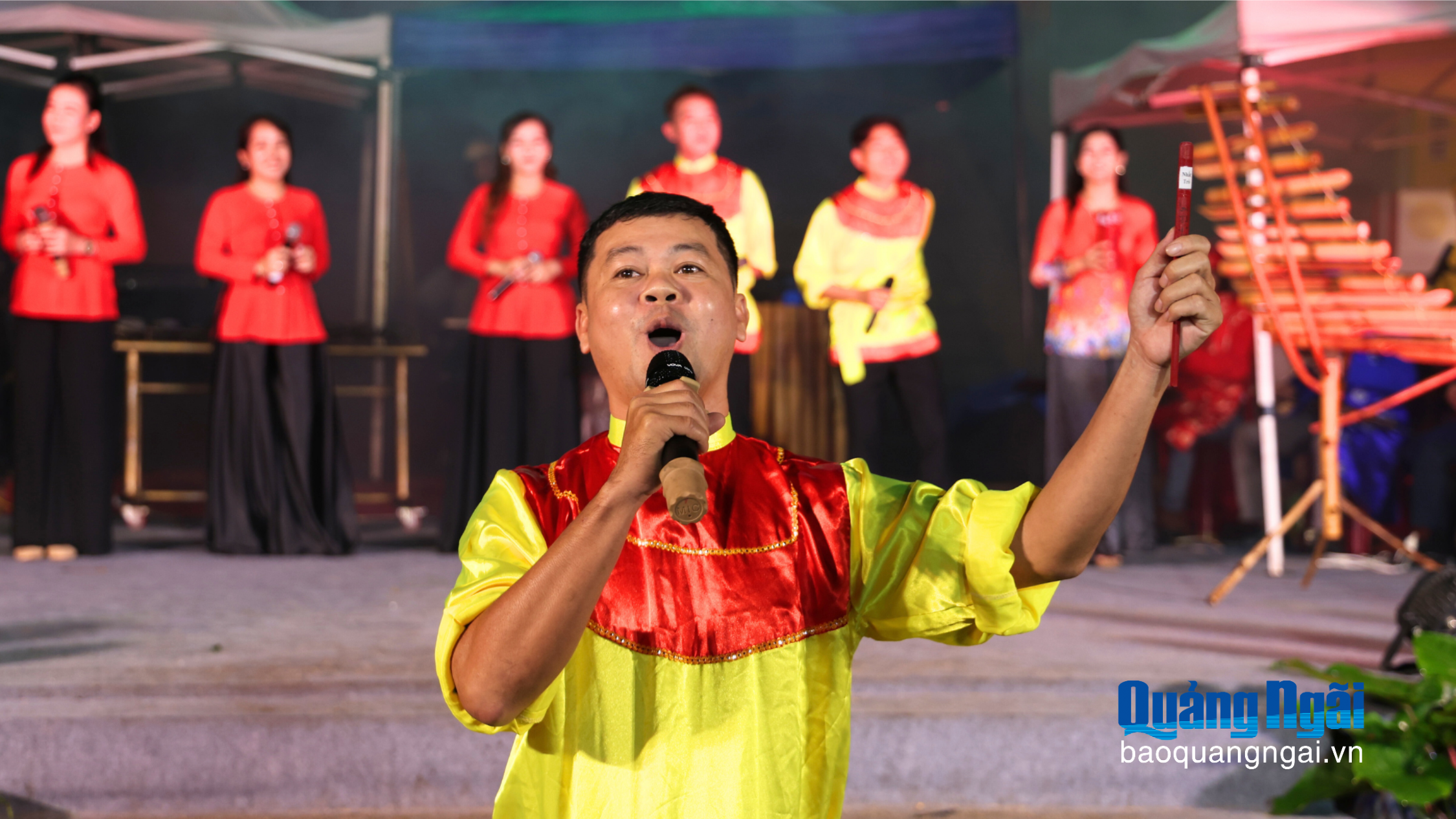 Hội Bài chòi phục vụ người dân và du khách