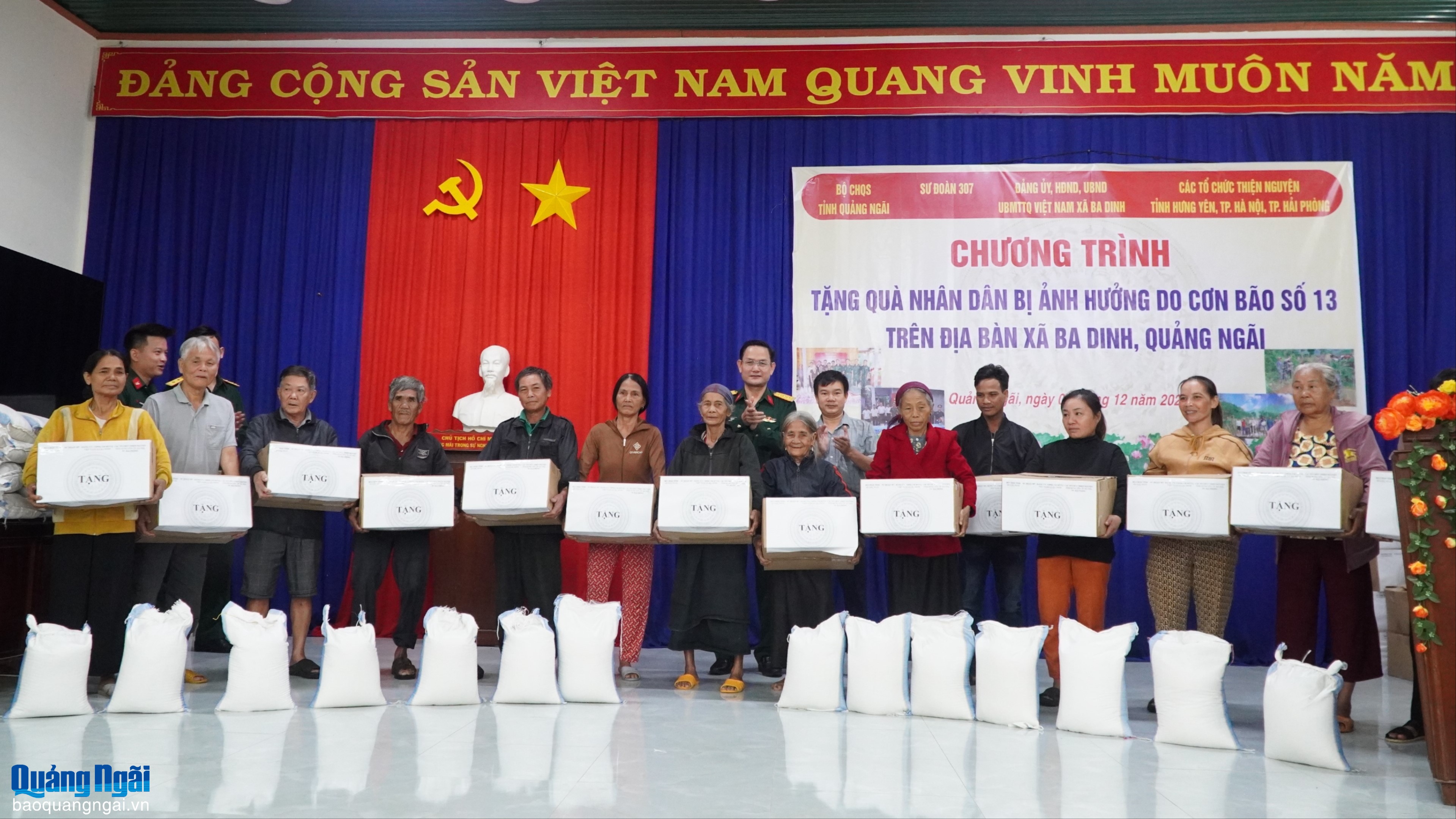 Những chuyến xe nghĩa tình