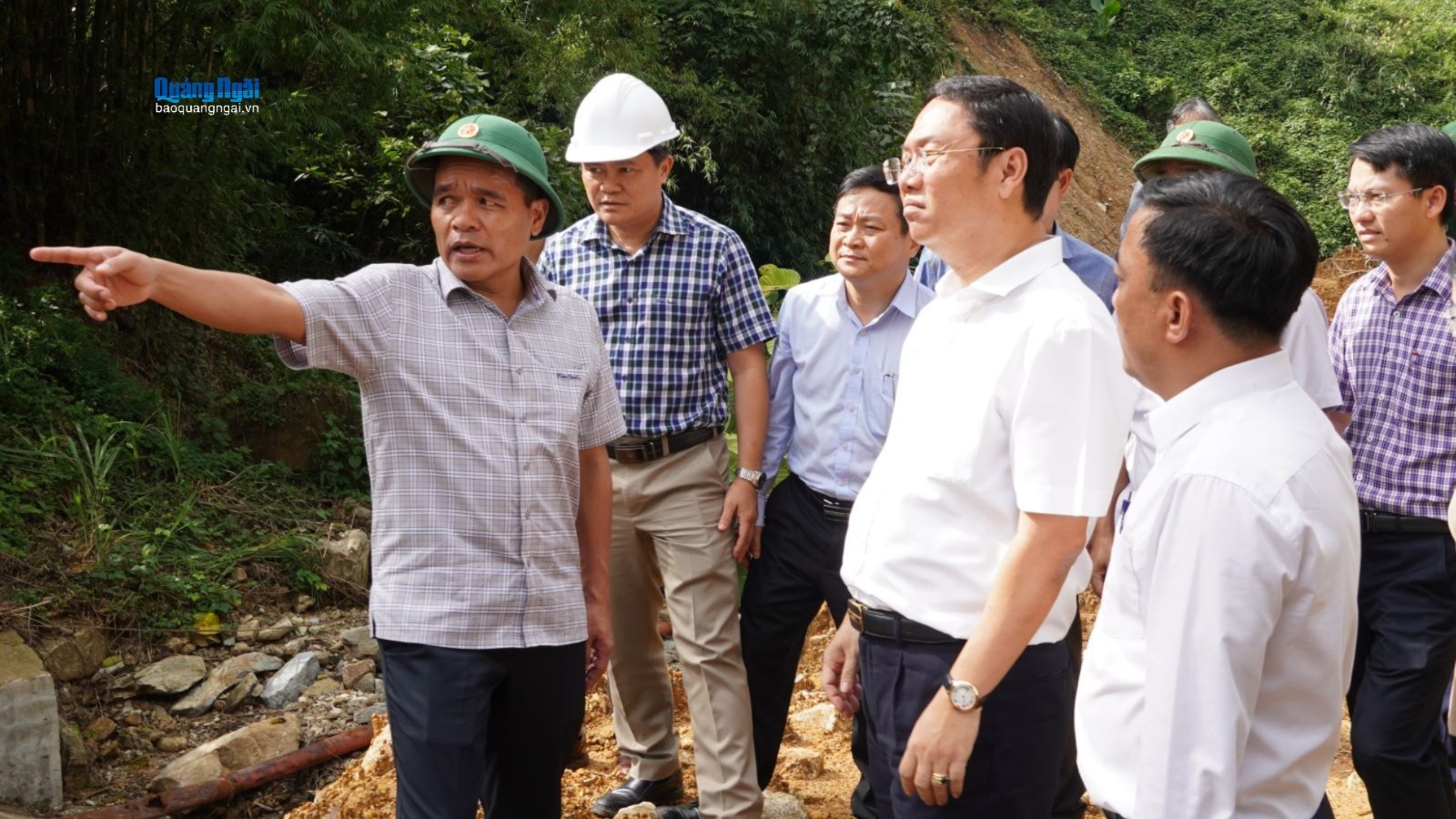 Sớm di dời toàn bộ 51 hộ dân ở thôn Tây đến nơi ở mới an toàn