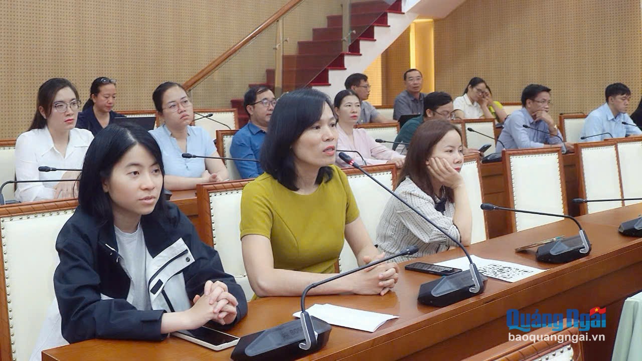 Hội thảo khoa học tư vấn phản biện mô hình ngôn ngữ lớn