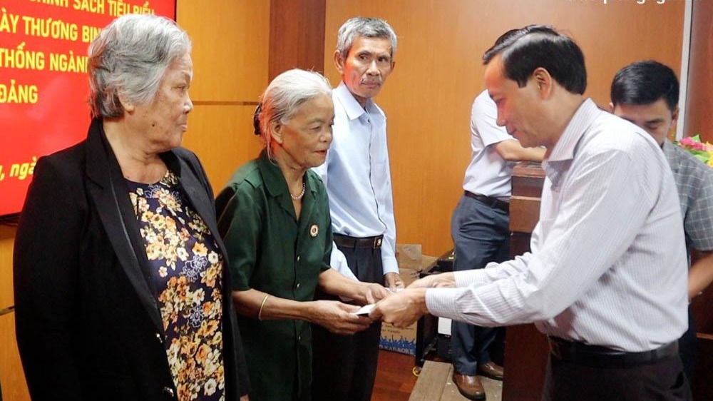 Hướng dẫn tặng quà Nhân Kỷ niệm Ngày Thương binh - Liệt sĩ