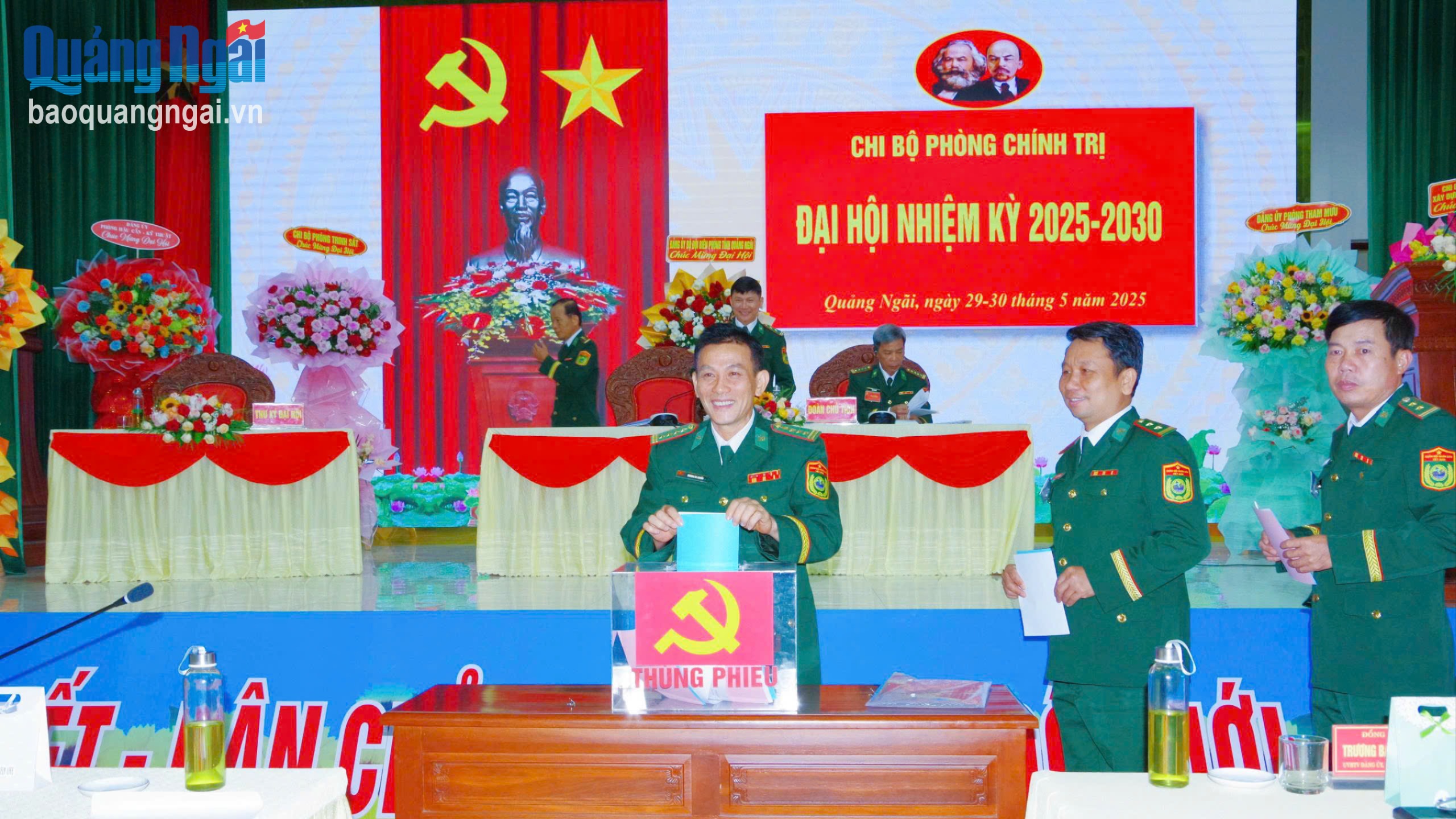 Giữ vững trận địa tư tưởng