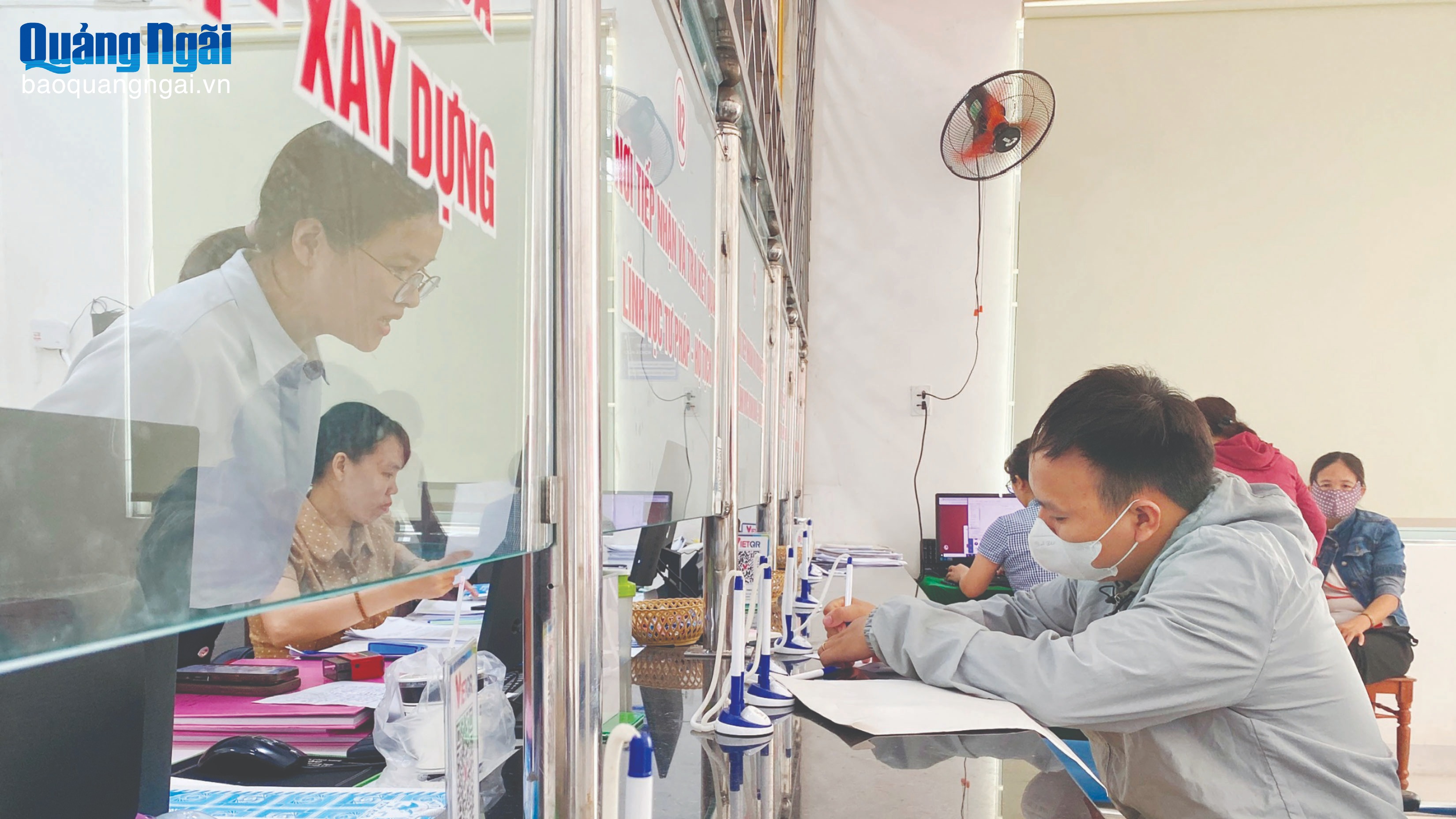 Nỗ lực giải quyết thủ tục hành chính