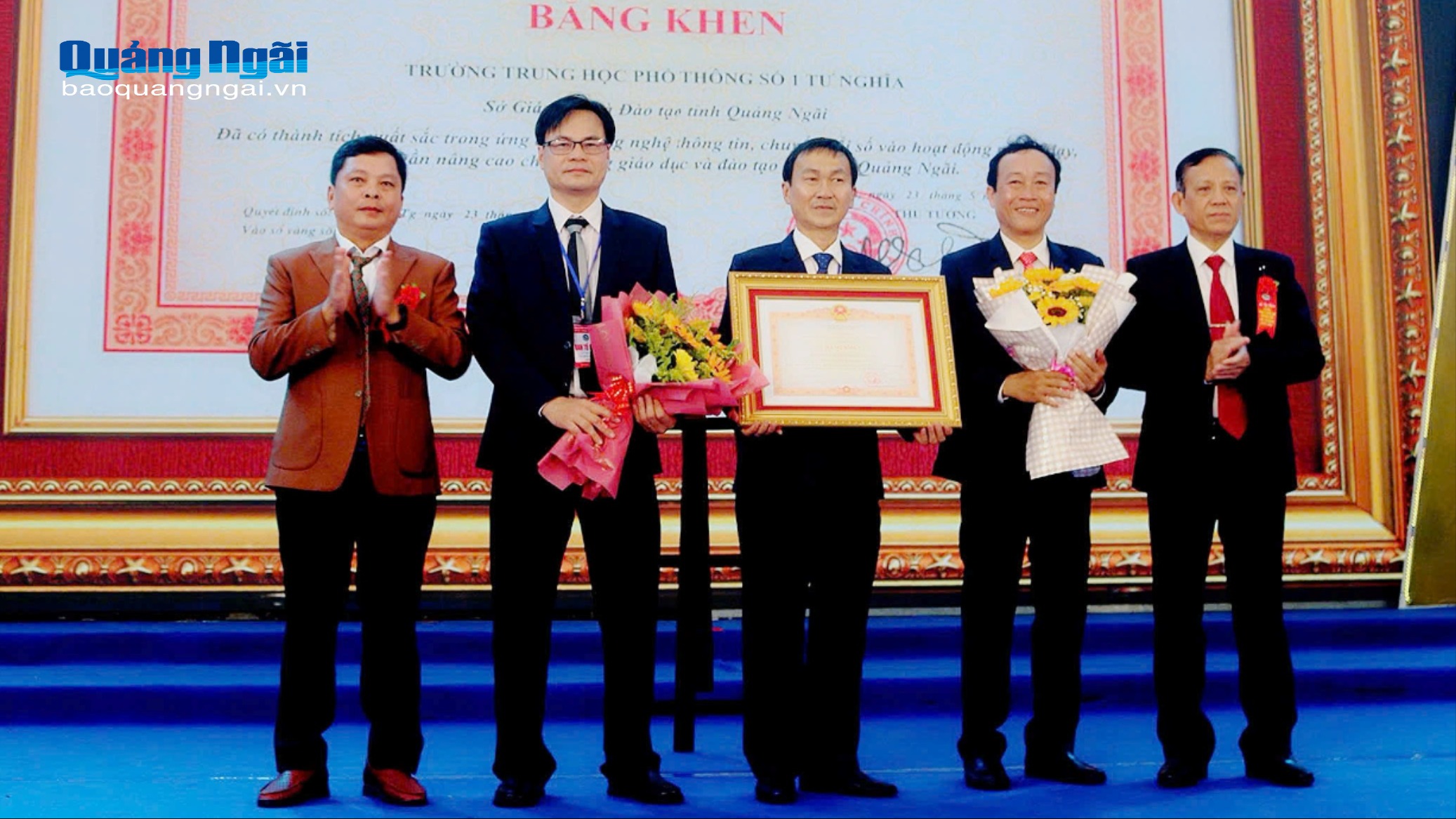 Trường THPT Số 1 Tư Nghĩa kỷ niệm 50 năm thành lập