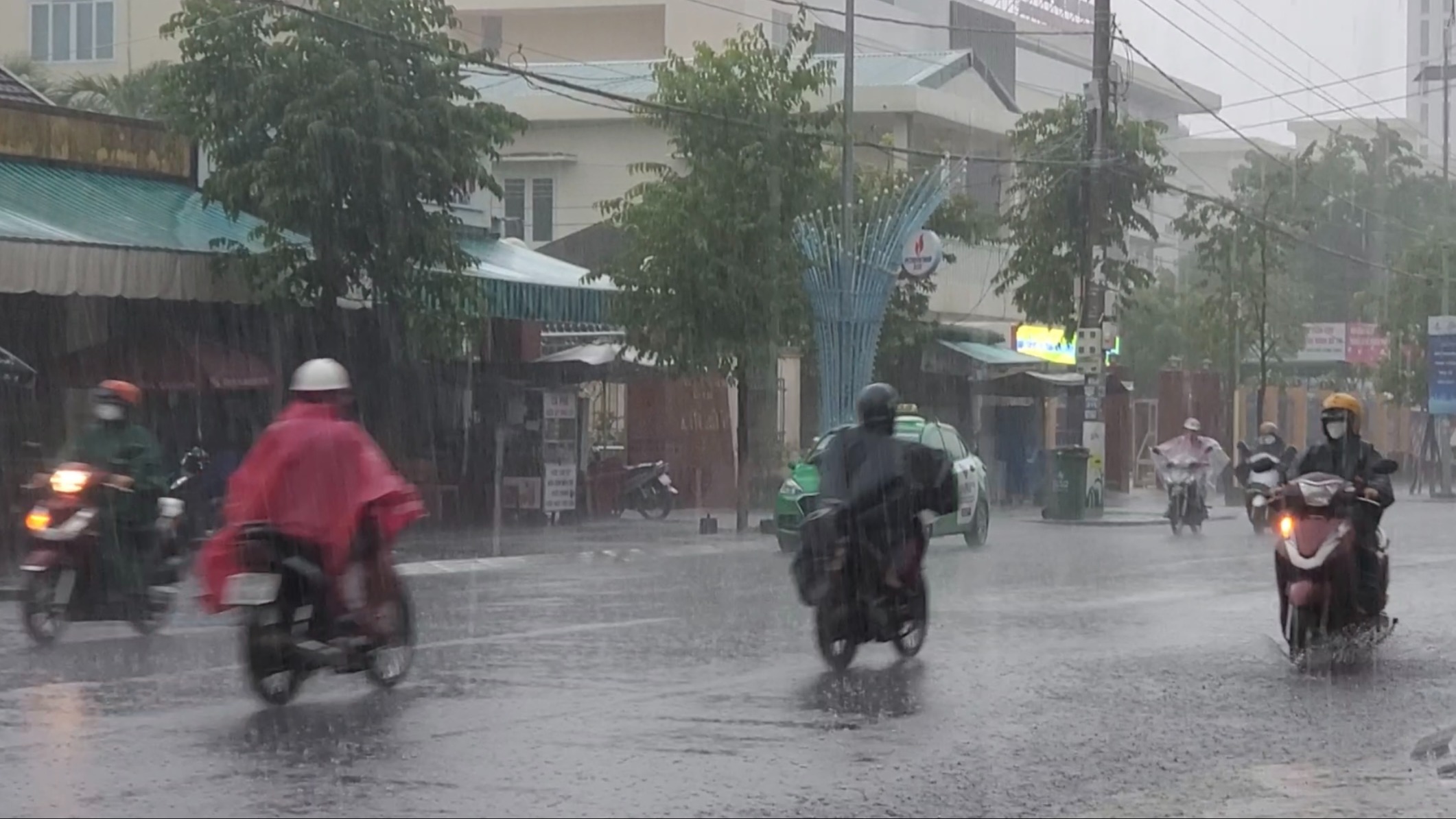 Quảng Ngãi nhiều nơi có mưa rào và dông