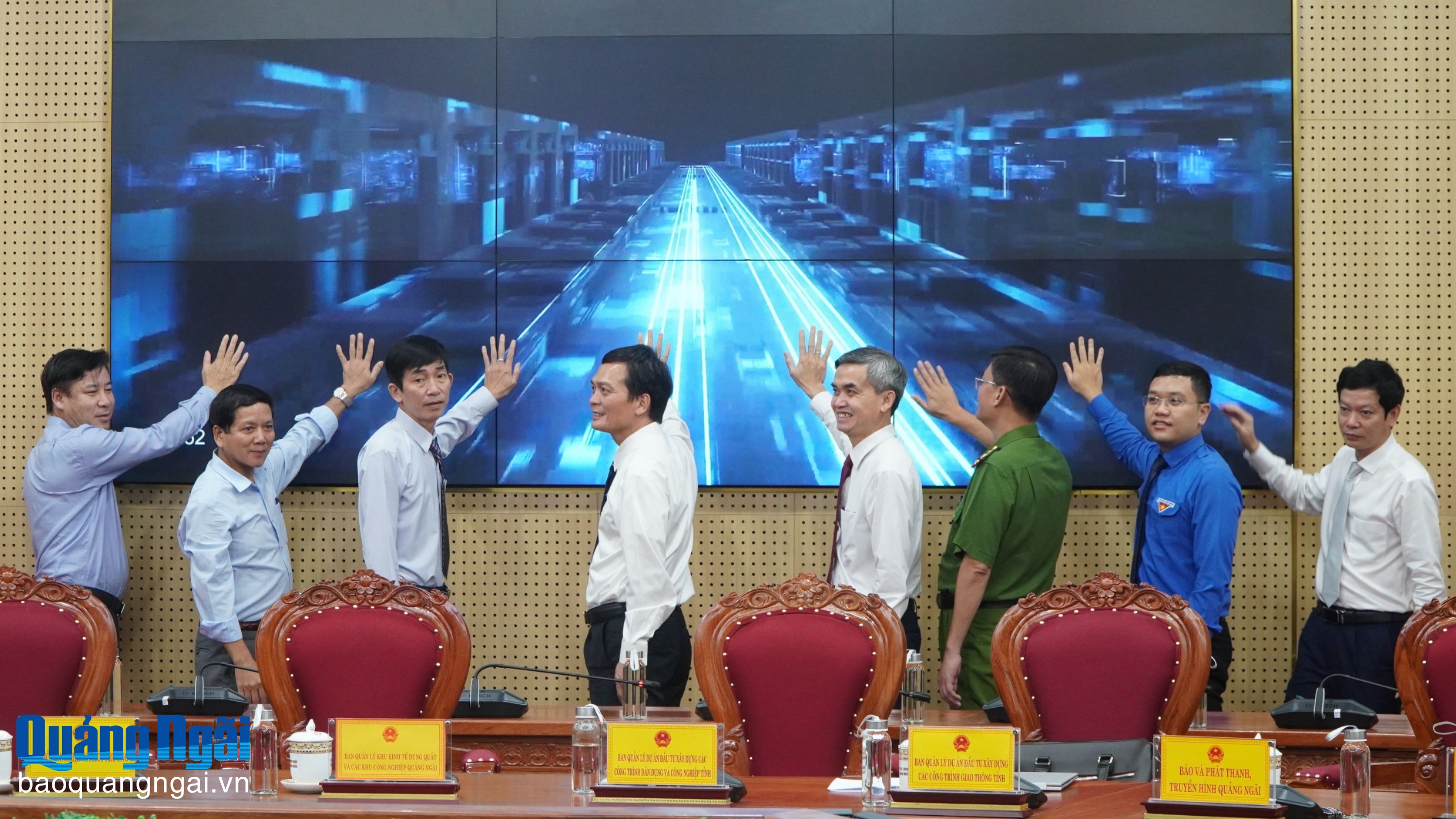 UBND tỉnh phát động Phong trào “Bình dân học vụ số”