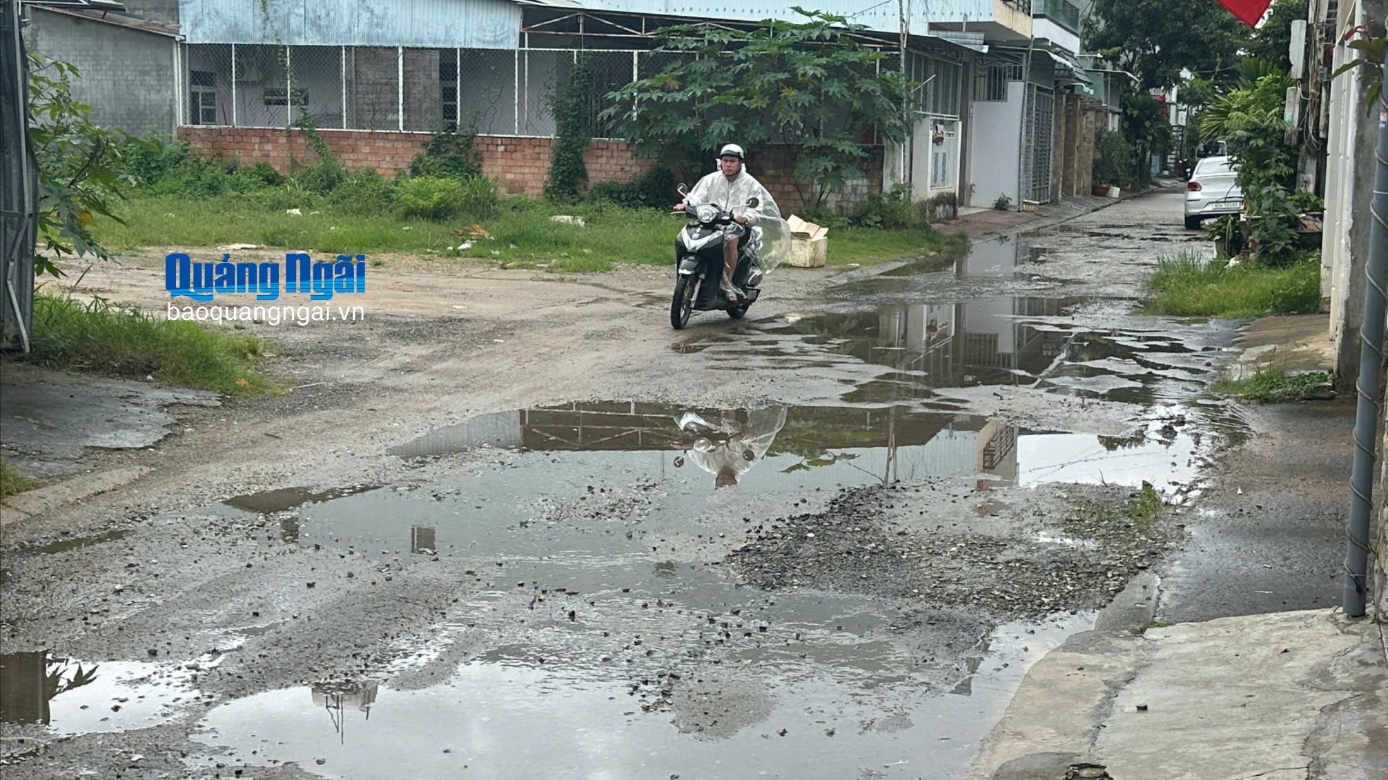 Nhiều tuyến đường trên địa bàn phường Kon Tum xuống cấp nghiêm trọng