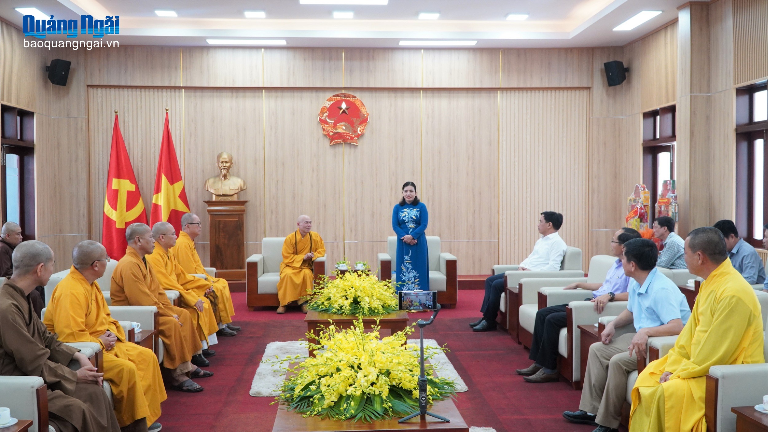 Lãnh đạo UBND tỉnh tiếp đoàn Thường trực Ban Trị sự Giáo hội Phật giáo Việt Nam tỉnh