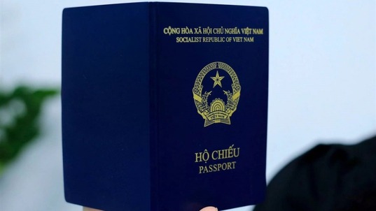 Sửa đổi, bổ sung một số điều quy định về mẫu hộ chiếu, mẫu giấy thông hành và các biểu mẫu liên quan