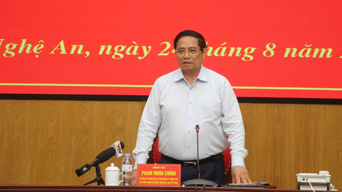 Thủ tướng họp khẩn ứng phó bão số 5: Bảo vệ tính mạng nhân dân là mục tiêu cao nhất