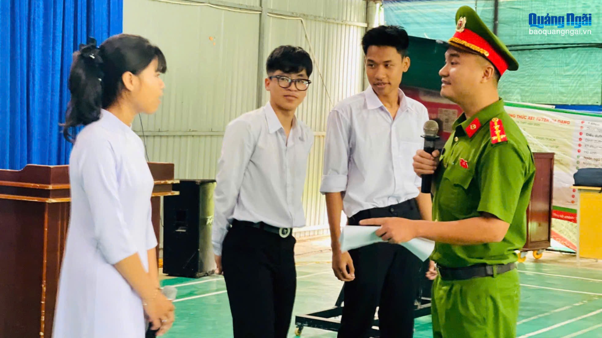 Hơn 600 học sinh Đăk Mar tham gia diễn đàn 