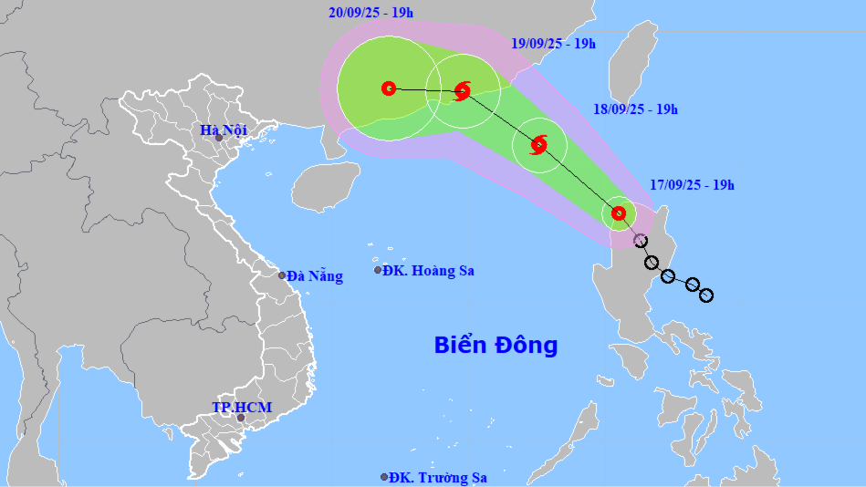Áp thấp nhiệt đới gần Biển Đông và khả năng thành bão