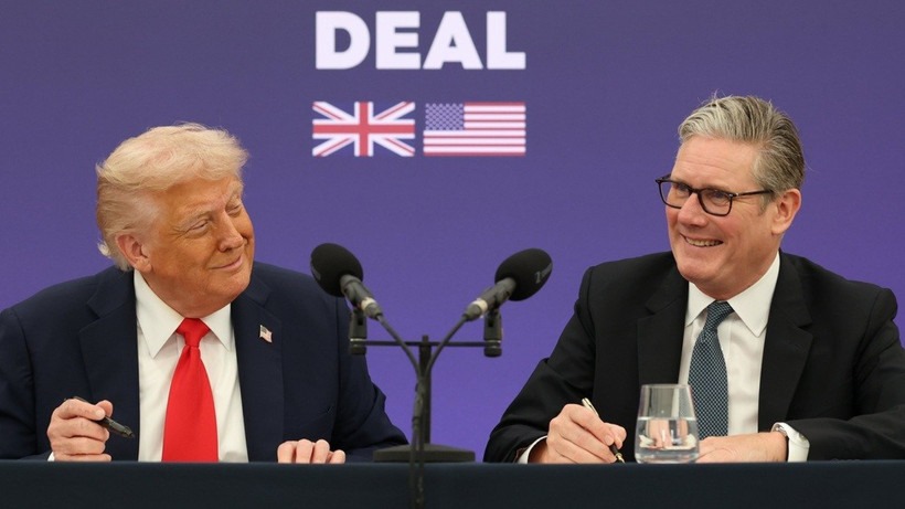 Tổng thống Mỹ và Thủ tướng Anh ký thỏa thuận lịch sử về công nghệ