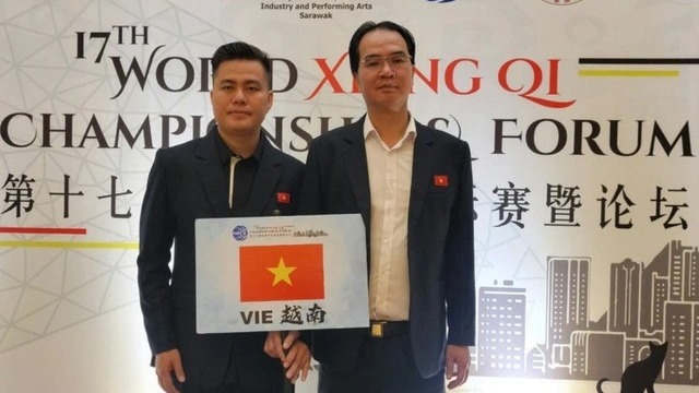 Đánh bại kỳ thủ Trung Quốc, Lại Lý Huynh được thưởng 1,1 tỷ đồng vì vô địch cờ tướng thế giới