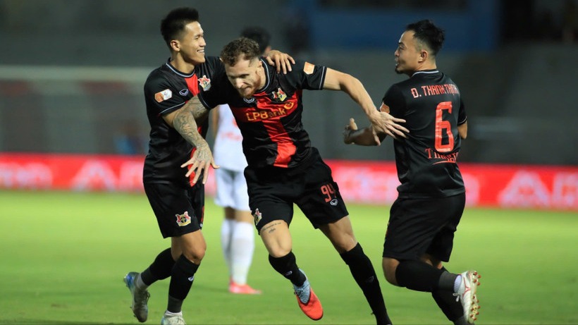 Vòng 5 V-League: Ninh Bình đứt mạch thắng, Công an Hà Nội “quật ngã” Nam Định