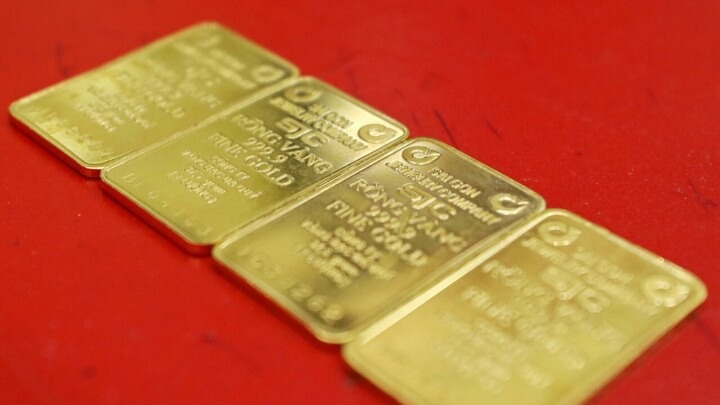 Tăng gần 3 triệu đồng/lượng, giá vàng miếng đắt chưa từng có