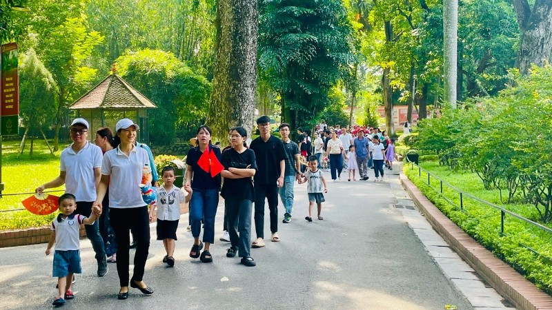 Ngành du lịch phục vụ 5,5 triệu lượt khách dịp nghỉ lễ Quốc khánh 2/9