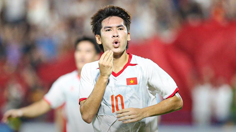 Thắng U23 Singapore 1-0, U23 Việt Nam giữ vững ngôi đầu bảng C