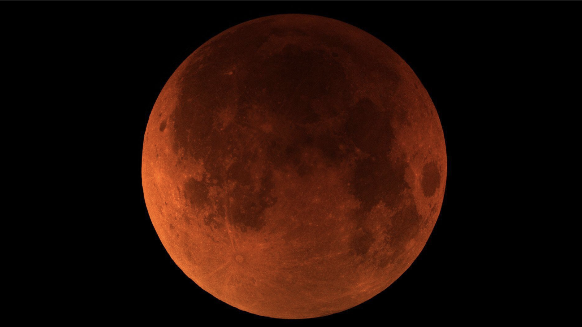 Nguyệt thực toàn phần hơn 5 tiếng ở Việt Nam tối nay: Một số mẹo quan sát