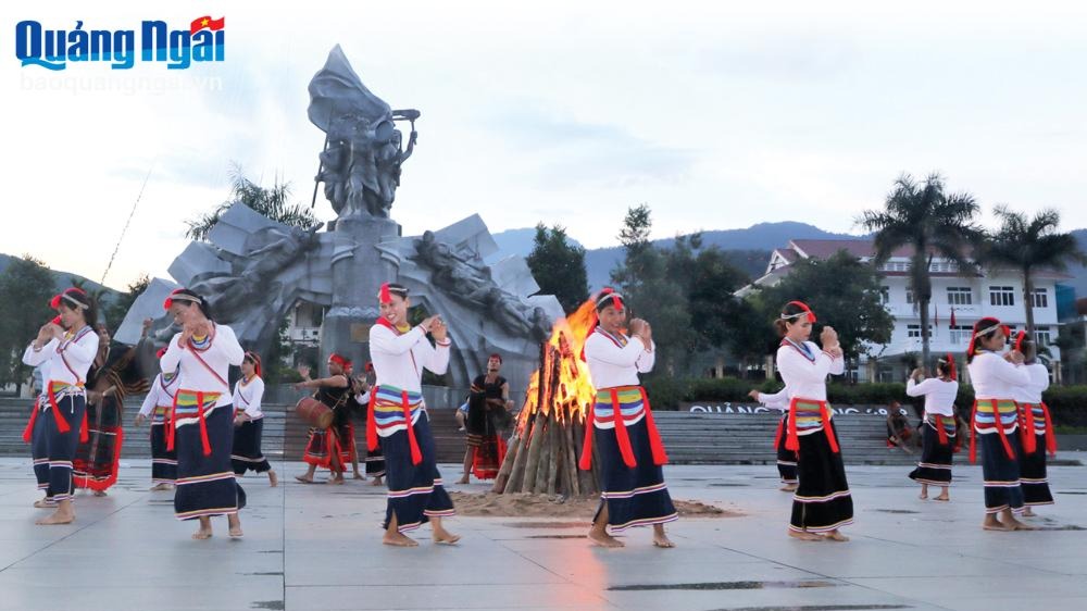 Ngày 24/11 hằng năm là 