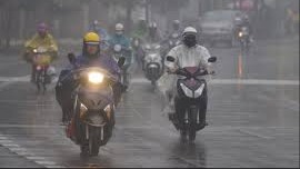 Quảng Ngãi chuyển mưa rét, biển động mạnh cấp 7