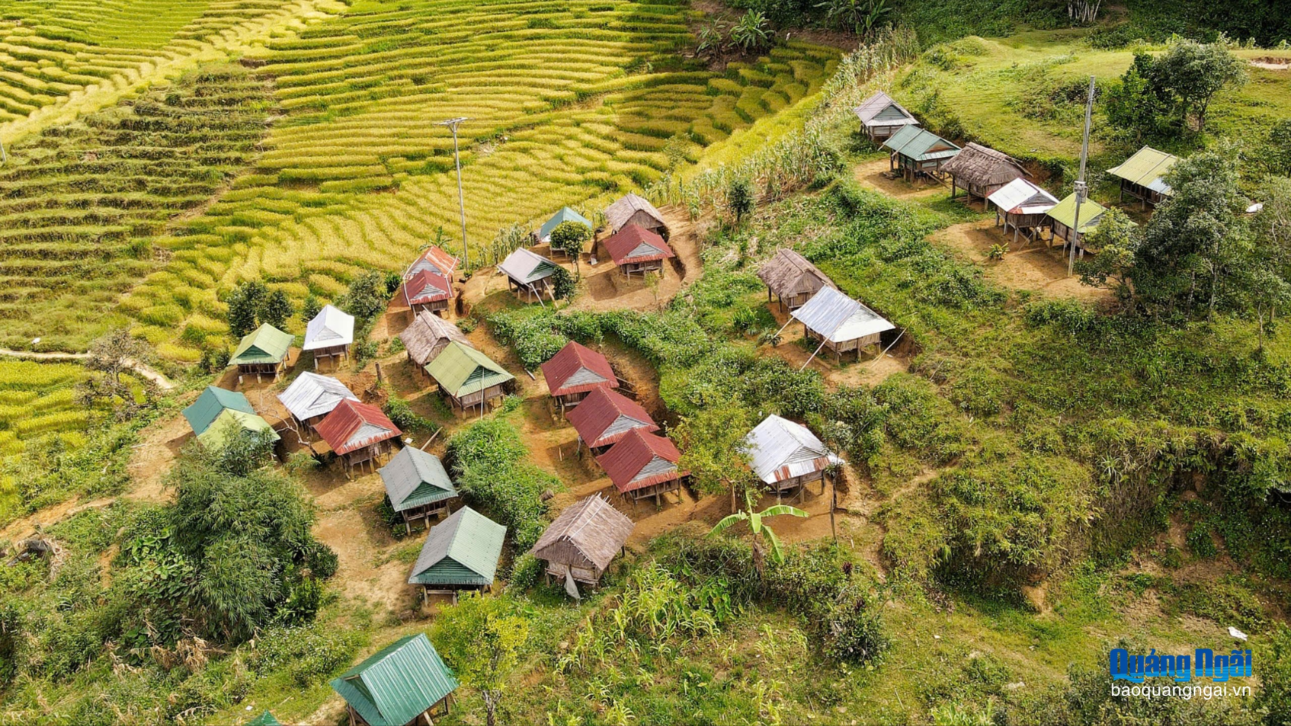 Kho lúa trong đời sống của người Xơ Đăng