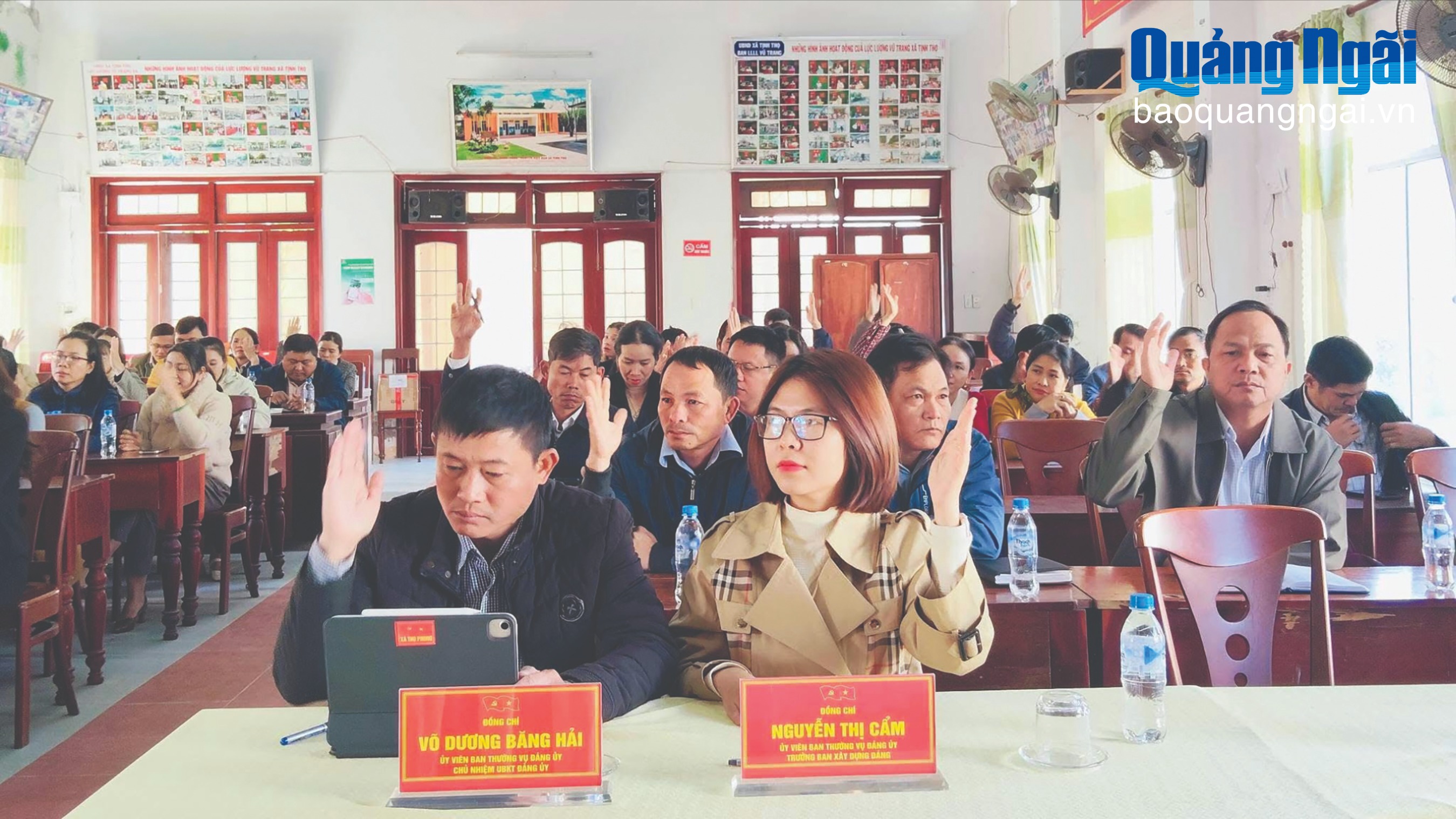 Dân chủ trong giới thiệu người ứng cử