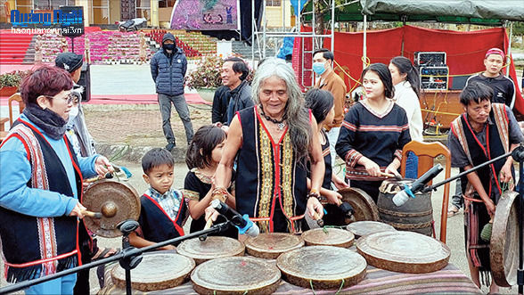 Phát triển du lịch bền vững