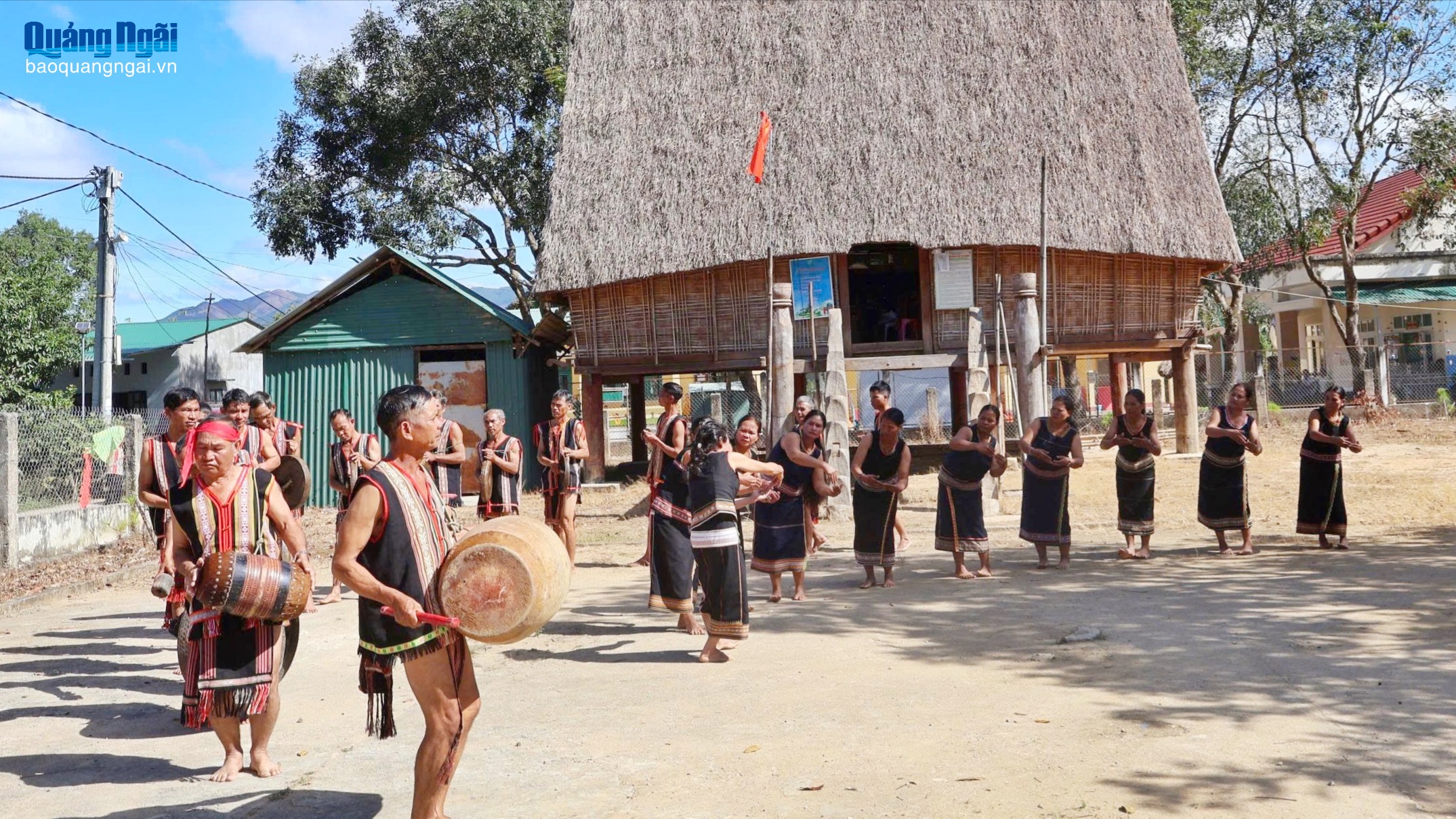Giữ mãi điệu múa Chiêu