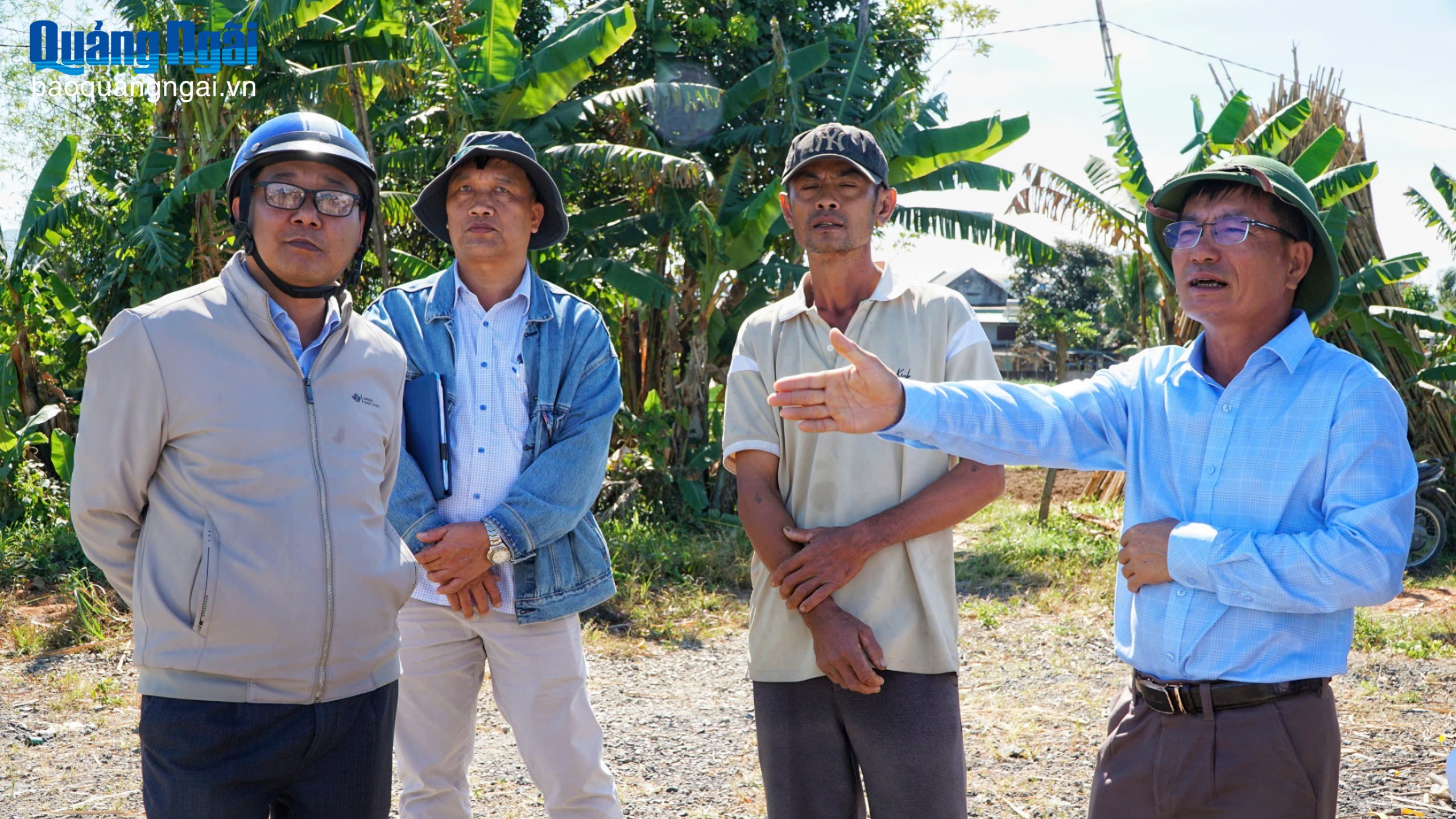 Tháo gỡ vướng mắc, đẩy nhanh tiến độ các dự án phía tây