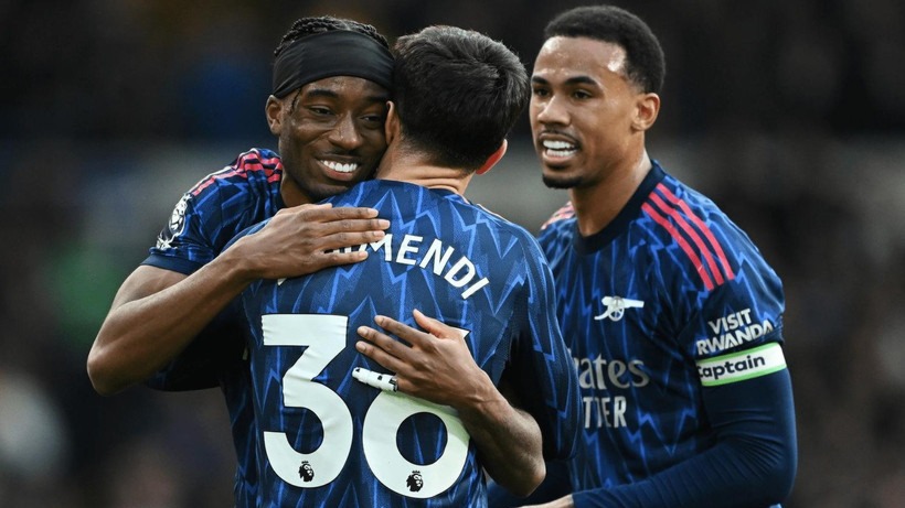 Ngoại hạng Anh 2025 - 2026: Arsenal hơn Man City 7 điểm