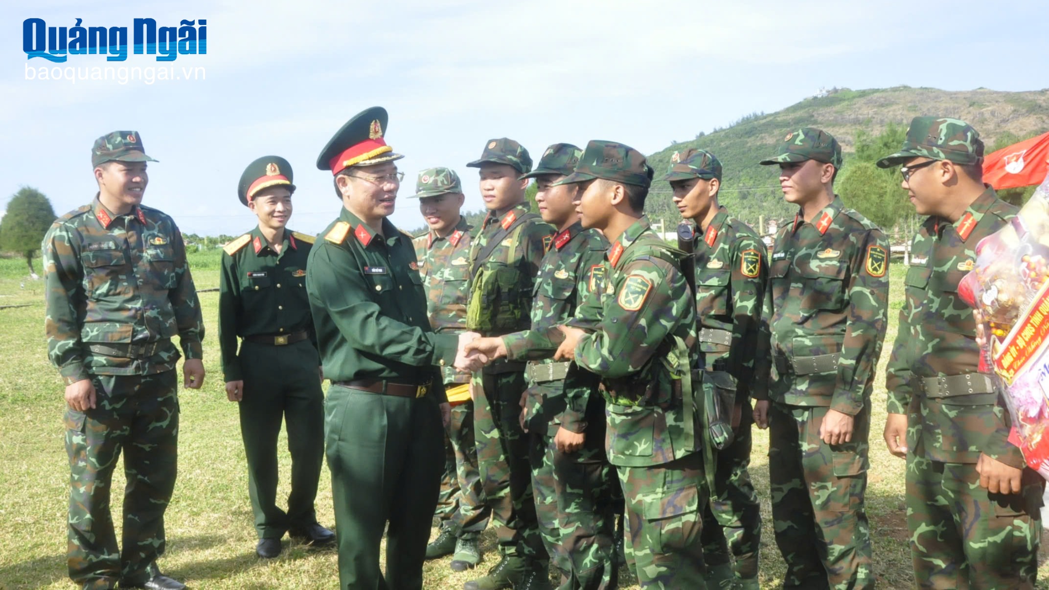 Giữ bình yên cho nhân dân