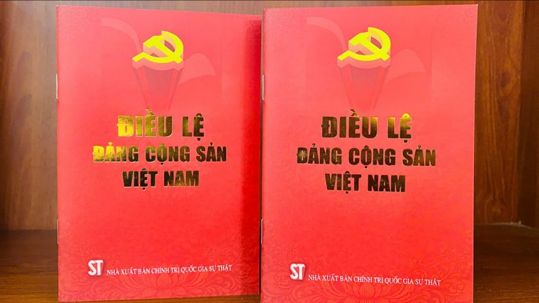 Điều lệ Đảng Cộng sản Việt Nam - văn kiện pháp lý cơ bản định hướng mọi hoạt động của Đảng
