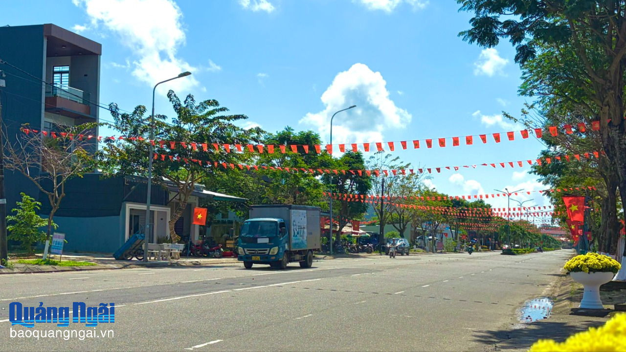 Mộ Đức vươn mình