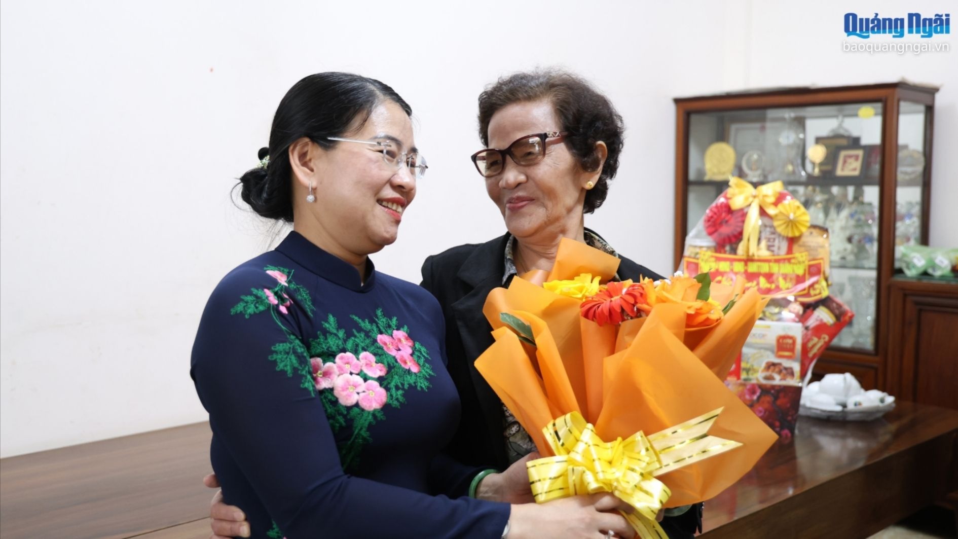 Trưởng ban Nội chính Tỉnh ủy thăm, chúc Tết nguyên lãnh đạo tỉnh