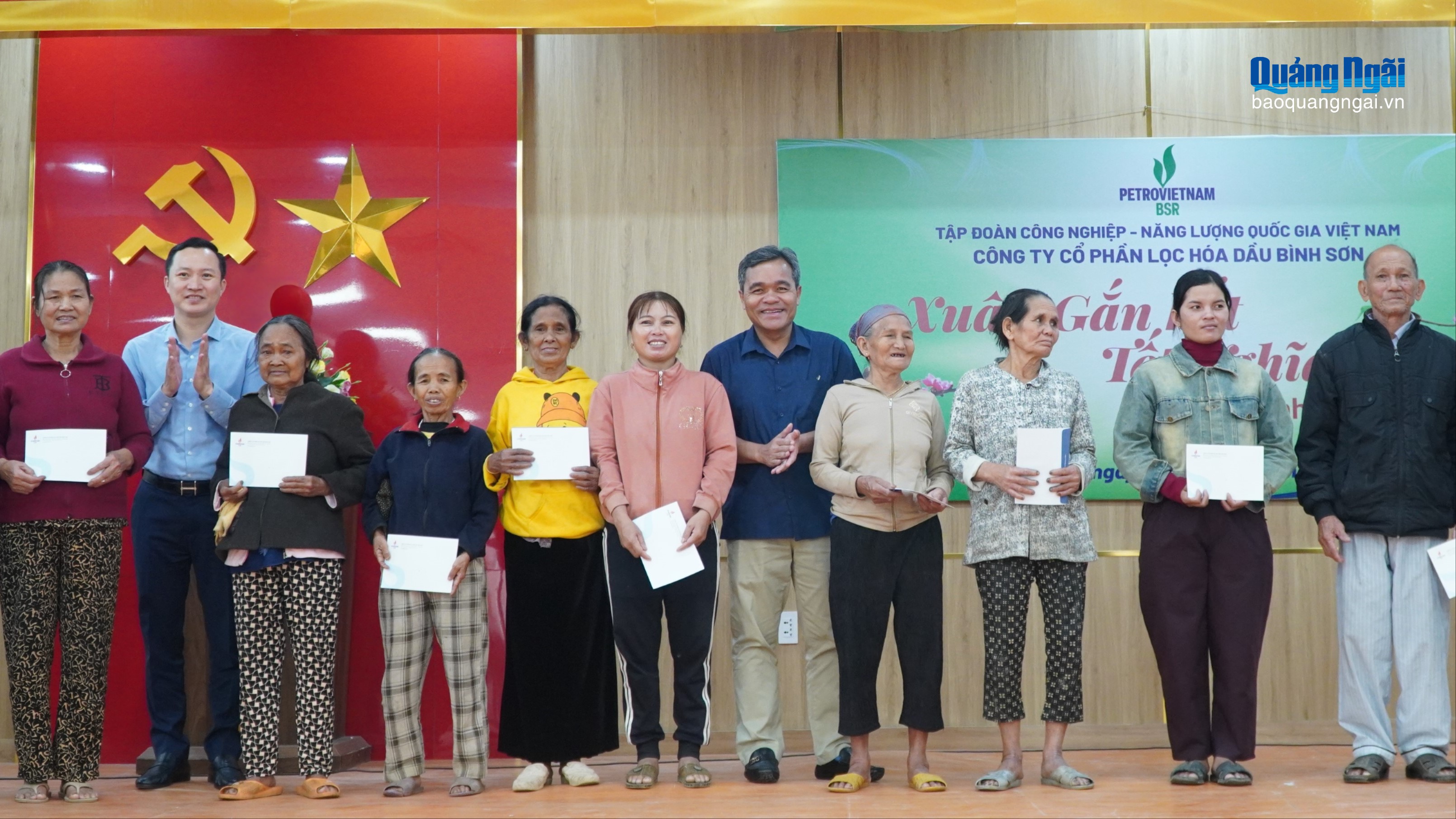 Bí thư Tỉnh ủy Hồ Văn Niên: Không để ai bị bỏ lại phía sau trong dịp Tết Bính Ngọ