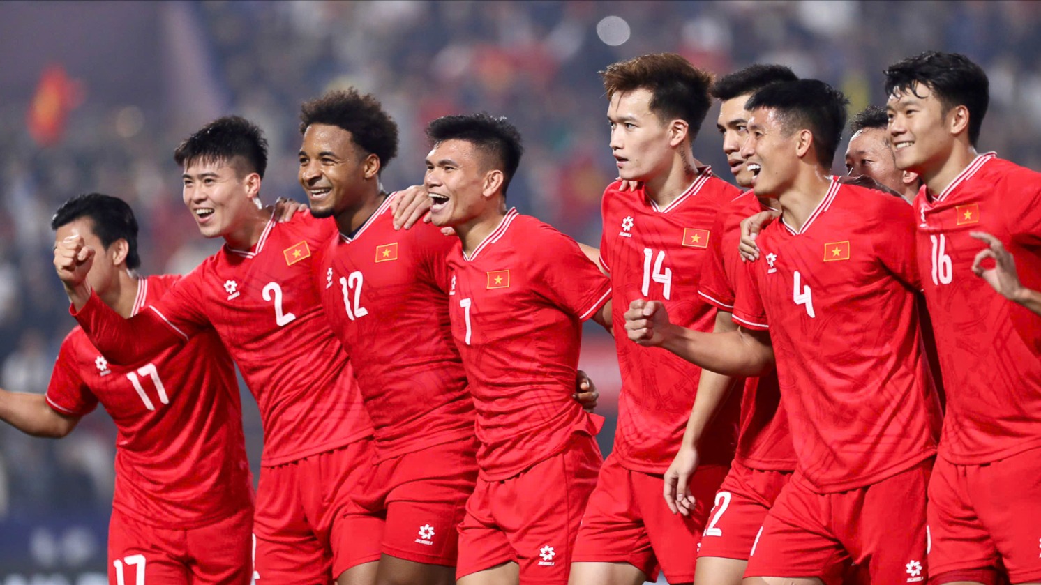 Tuyển Việt Nam tăng 5 bậc trên bảng xếp hạng FIFA