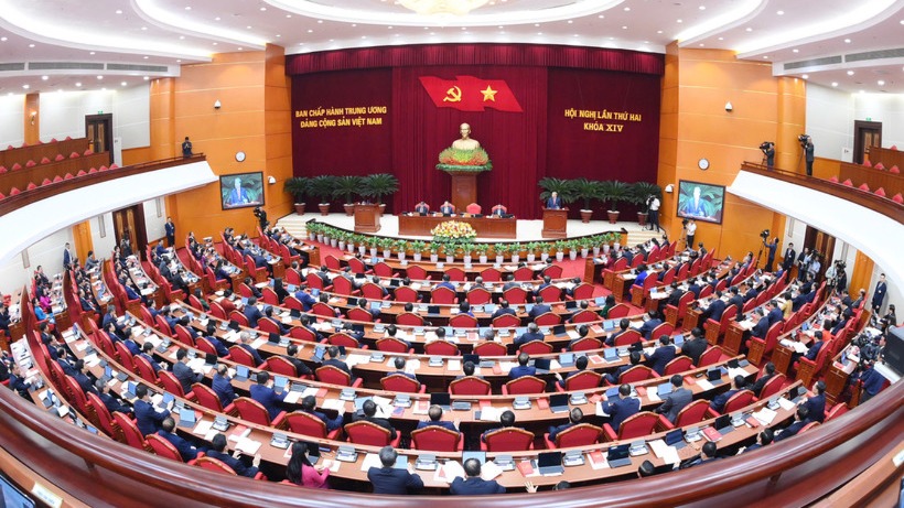 Ngày làm việc thứ nhất Hội nghị lần thứ 2 Ban Chấp hành Trung ương Đảng khóa XIV