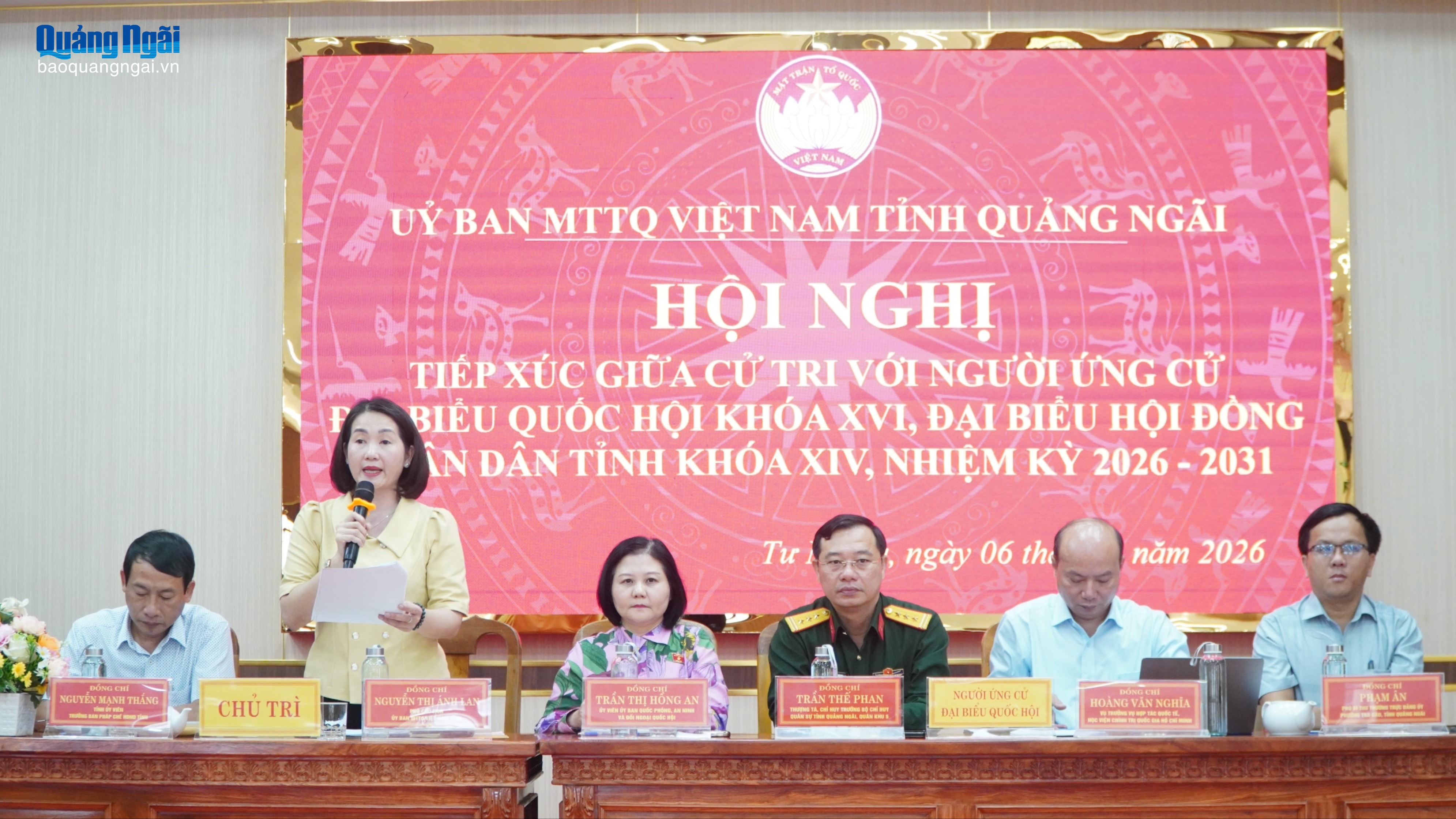 Người ứng cử đại biểu Quốc hội và đại biểu HĐND tỉnh tiếp xúc cử tri xã Tư Nghĩa và xã Vệ Giang