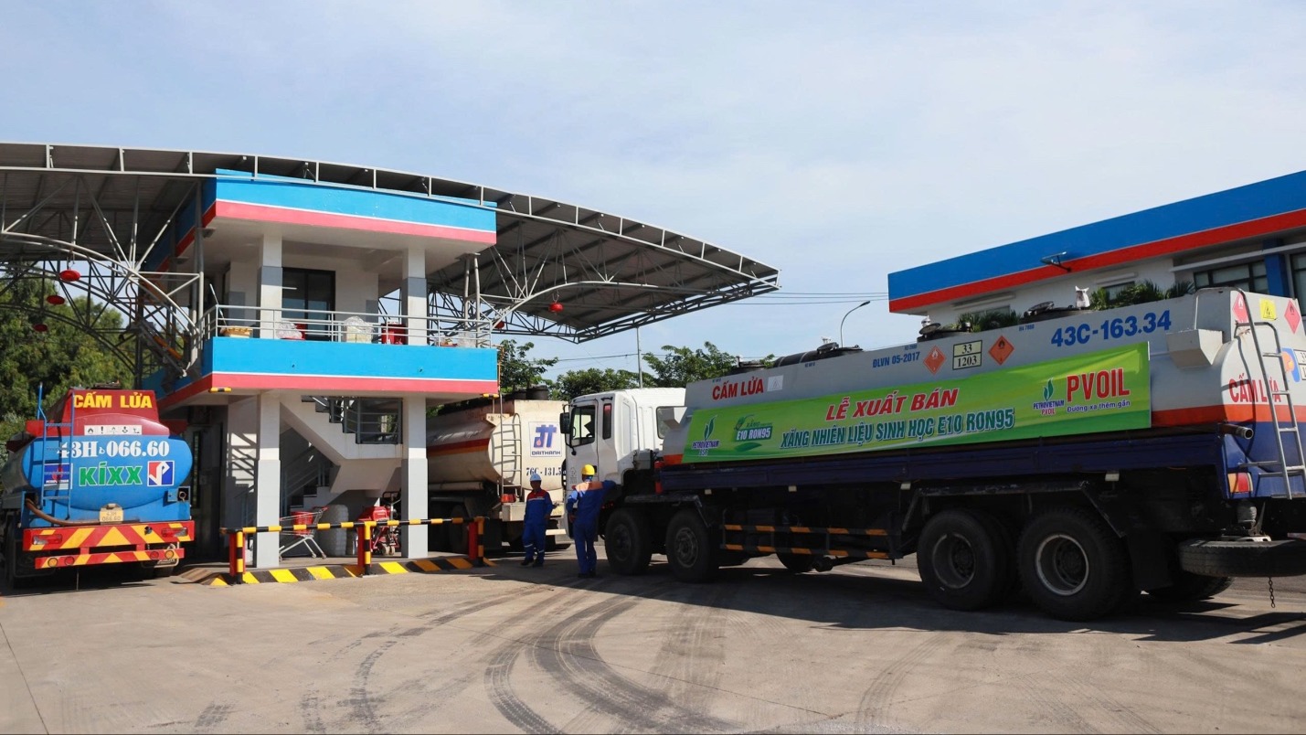 BSR chủ động nguồn cung xăng E10