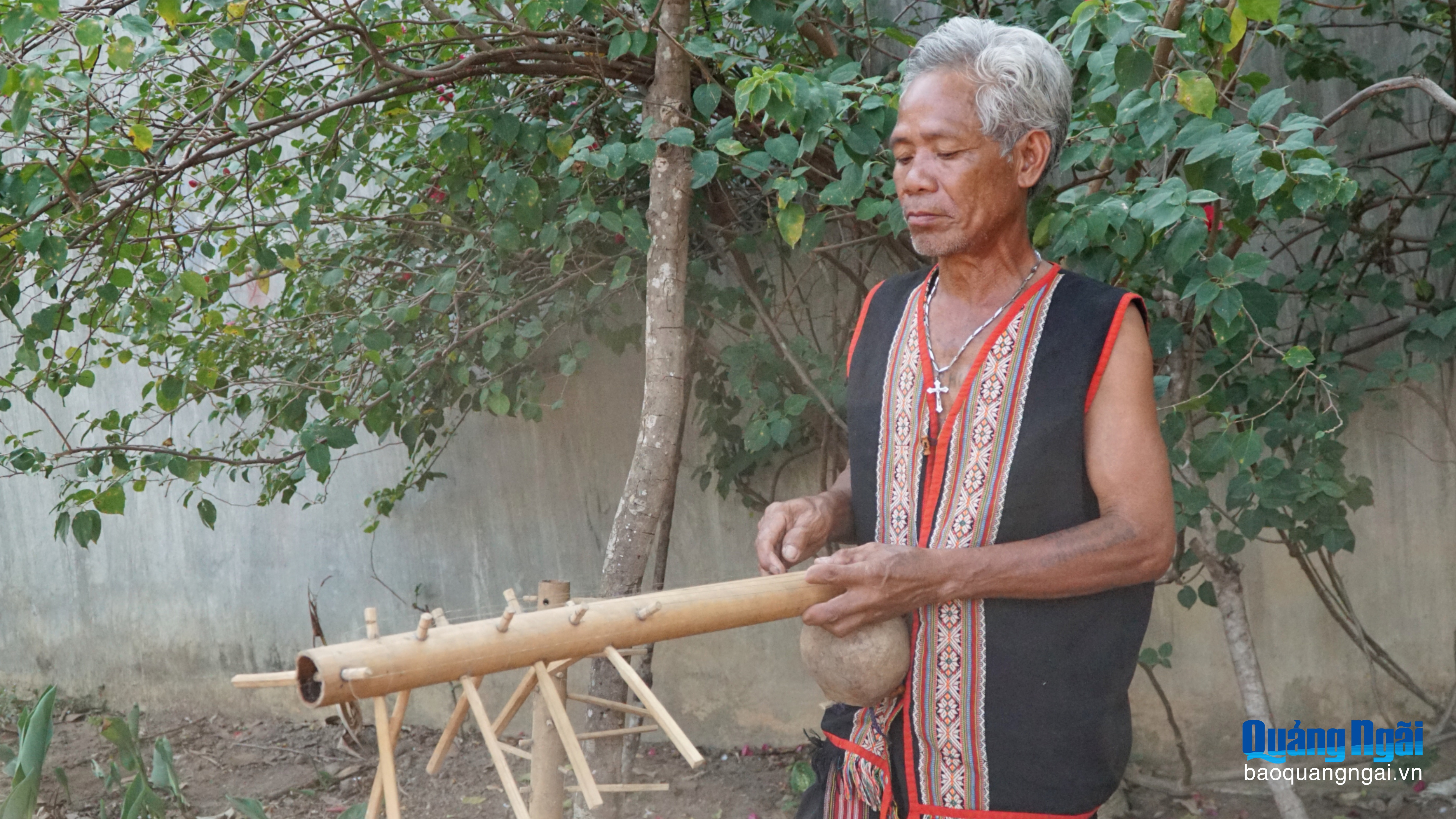Nặng nợ với ting ning