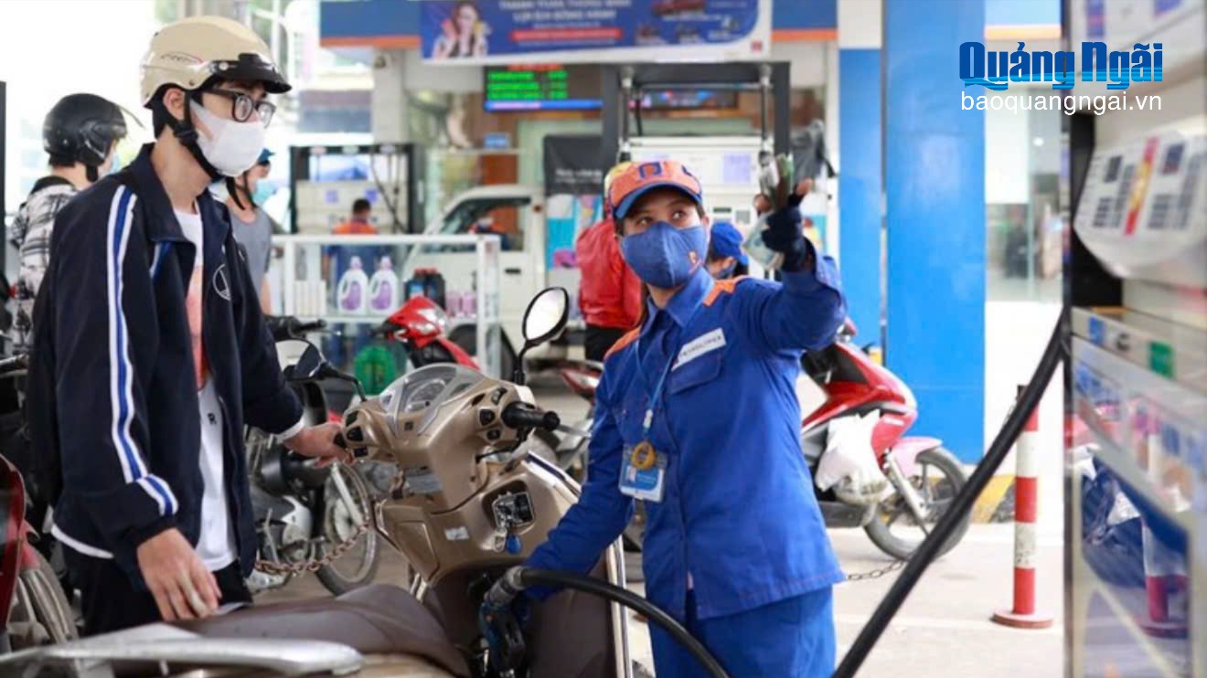 Sản lượng tiêu thụ xăng, dầu tại Quảng Ngãi giảm từ 15% - 20%