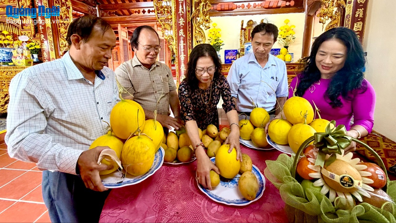 Chảy mãi mạch nguồn dân tộc