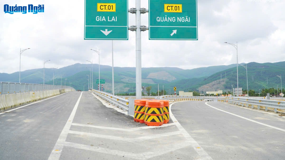 Cao tốc Quảng Ngãi - Hoài Nhơn bắt đầu khai thác từ trưa 29/4 và chưa thu phí